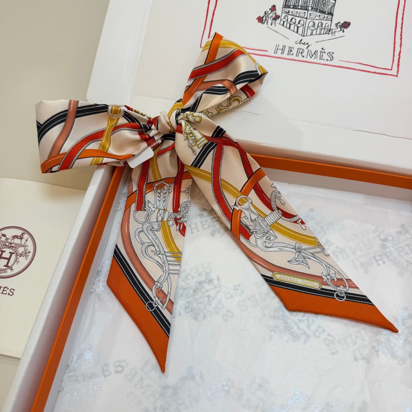 Hermes Harnais Legendaire Twilly scarf