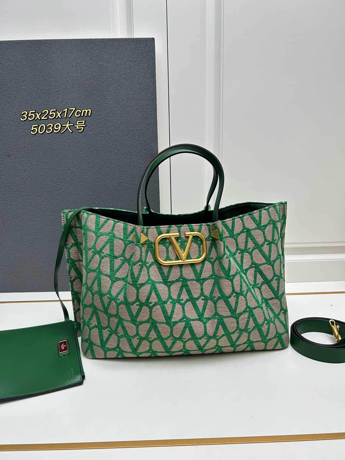 Valentino Garavani VLogo Signature Toile Iconographe Tote Bag Green Mid