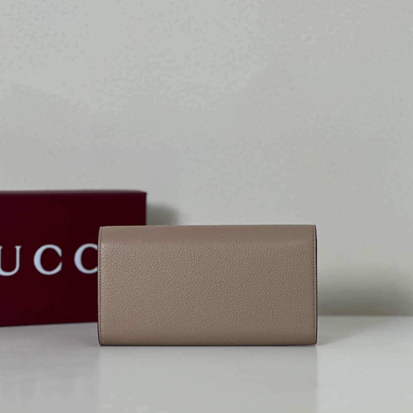 Gucci Softbit continental wallet ‎828147 Light Grey High
