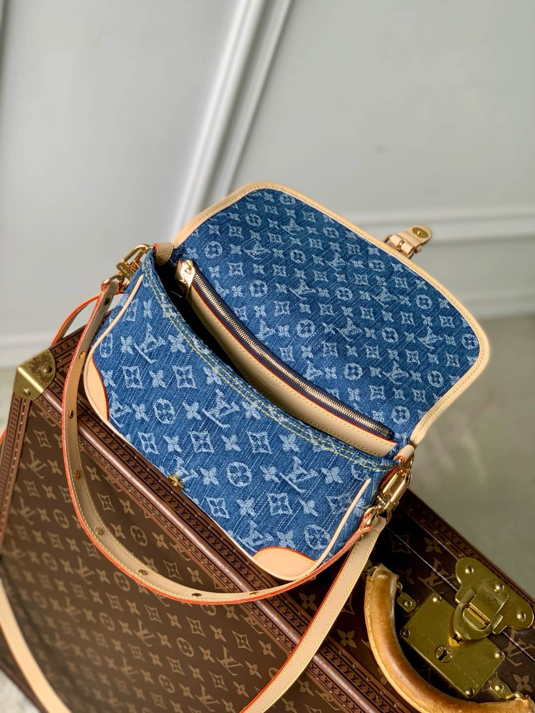Louis Vuitton Diane Denim Blue M13070 High