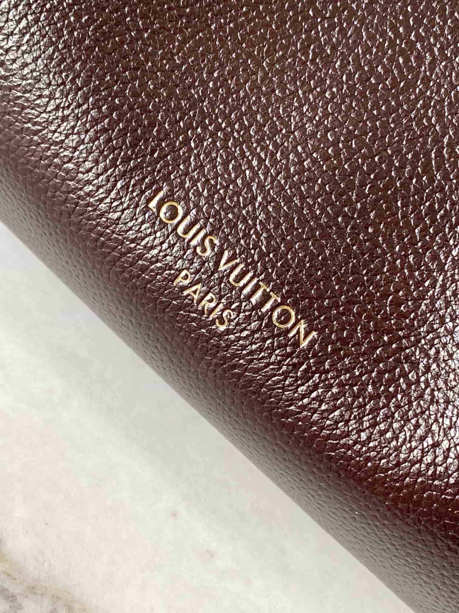 Louis Vuitton Express MM Calfskin leather Monogram Saga/Acajou M26359 TOP
