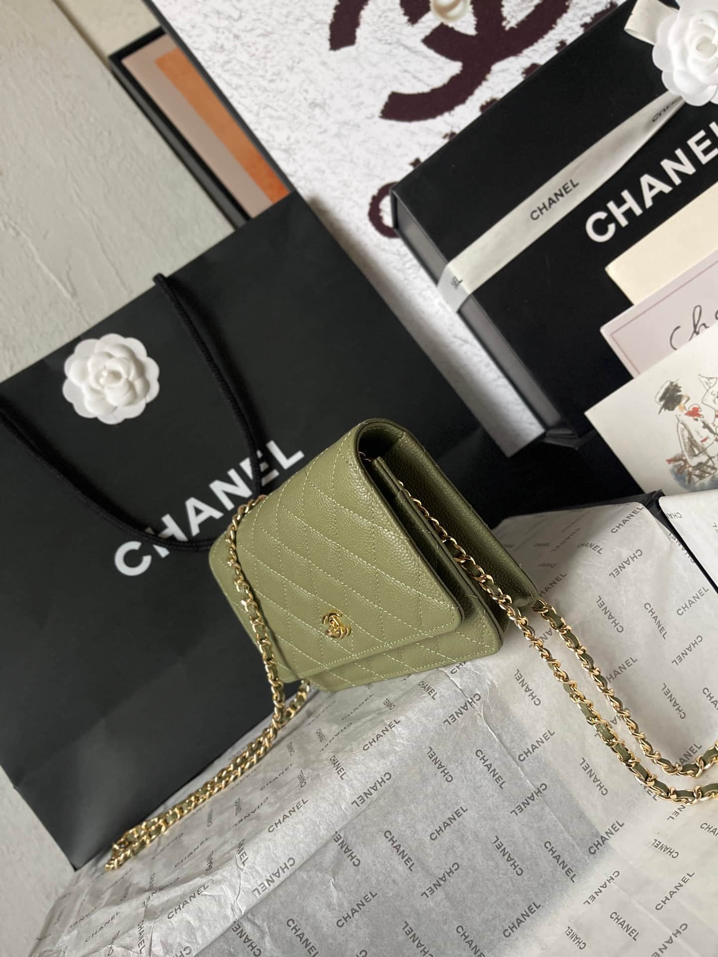 Chanel Classic Wallet on Chain Grained Shiny Calfskin & Gold-Tone Metal AP4241 Dark Green A