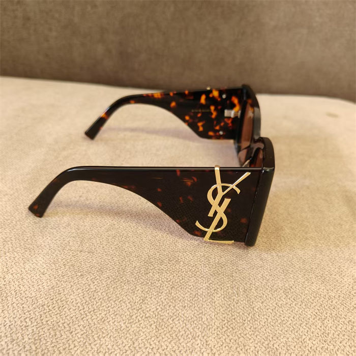YSL cat eye sunglasses 10161