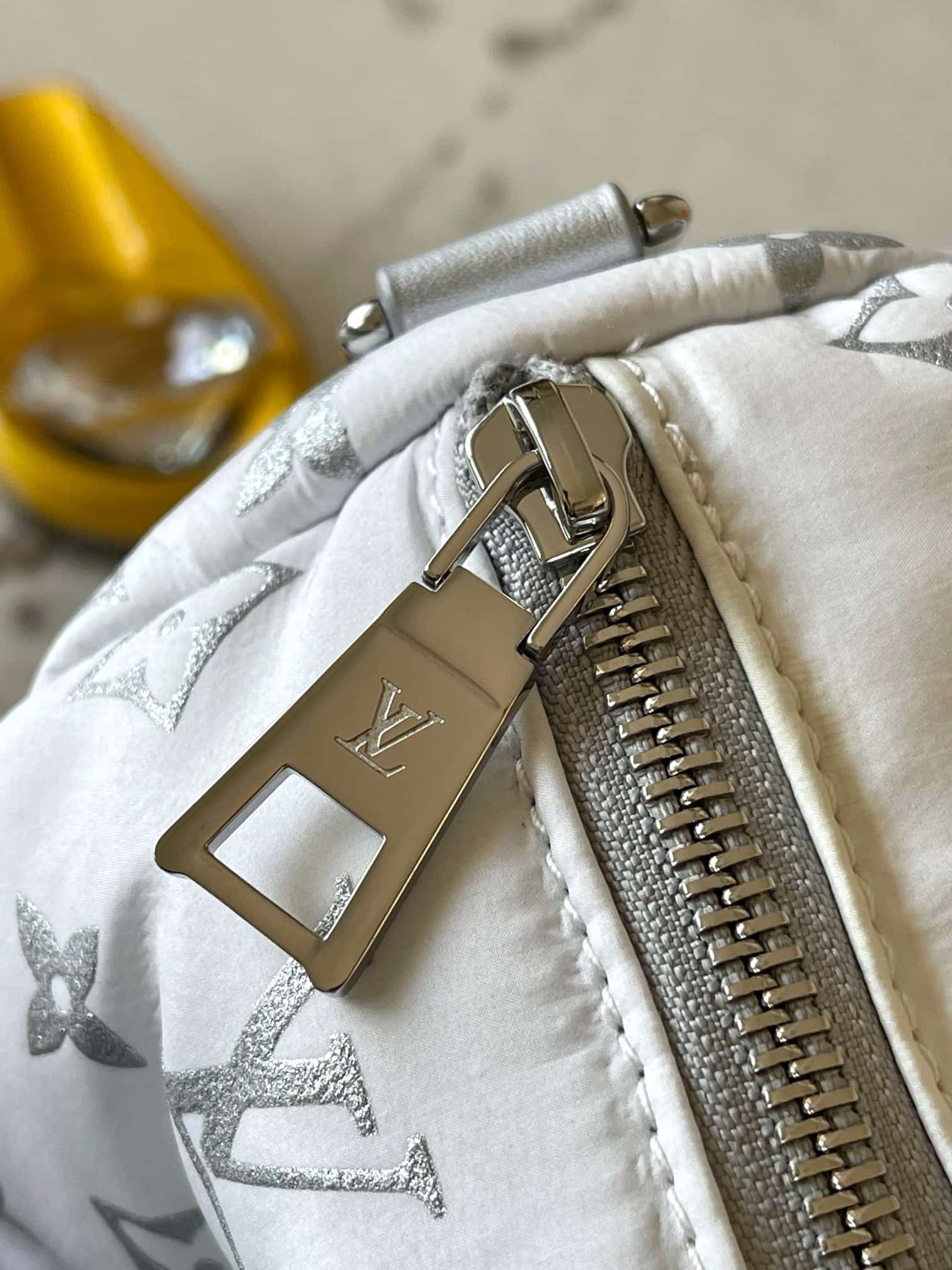 Louis Vuitton Speedy Bandoulière 25 Monogram Nylon M11848 Top