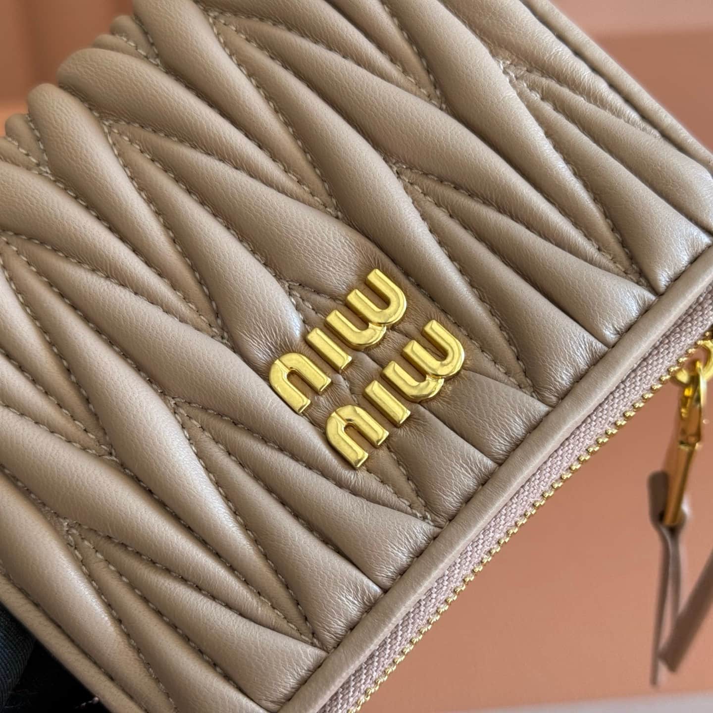Miu Miu Begonia Powder Pink Matelassé Nappa Leather Wallet 5MV017 TOP